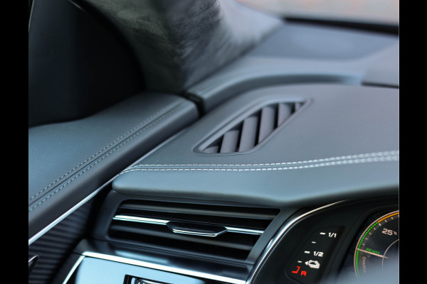 Audi Q8 60 TFSI e Quattro Pro Line S Competition | B&O - Trekhaak - Pano - SoftClose - Massage