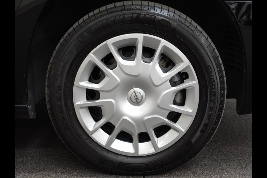 Opel Combo 1.5D 130pk Automaat L1H1 Edition | Navigatie | Apple Carplay/Android Auto | Parkeer sensoren | DAB | Airco | Dakrails | Trekhaak | Lat om lat laadruimte