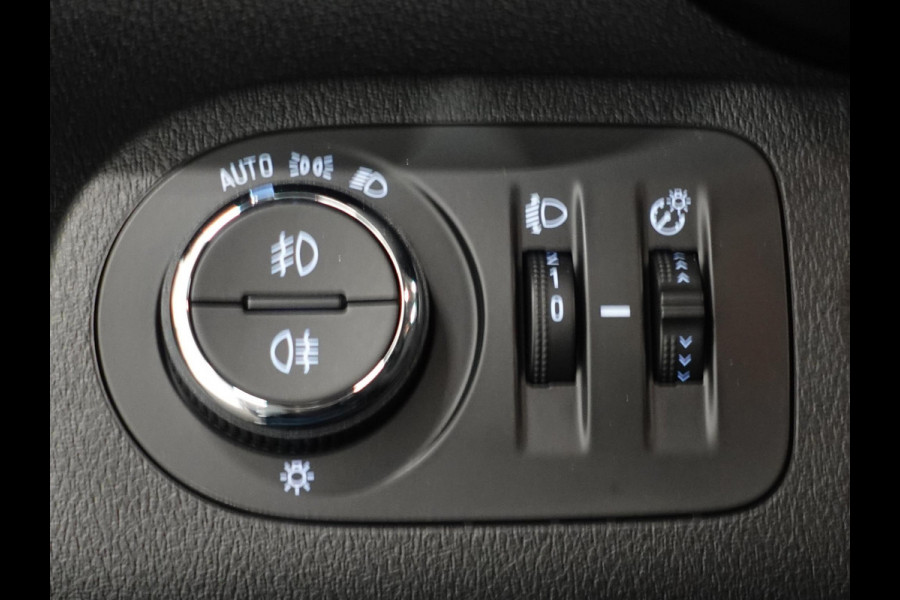 Opel Combo 1.5D 130pk Automaat L1H1 Edition | Navigatie | Apple Carplay/Android Auto | Parkeer sensoren | DAB | Airco | Dakrails | Trekhaak | Lat om lat laadruimte