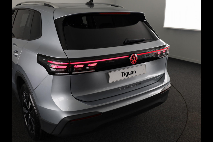 Volkswagen Tiguan Life Edition 1.5 eHybrid 150 kW / 204 pk SUV 6 ver