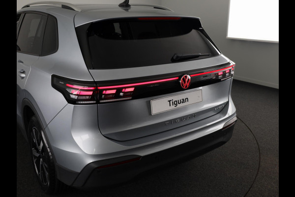 Volkswagen Tiguan Life Edition 1.5 eHybrid 150 kW / 204 pk SUV 6 ver