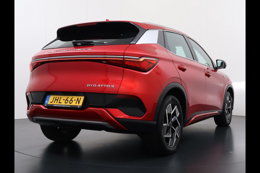 BYD ATTO 3 Comfort 60 kWh PANO| STOELVERW.| FABR. GARANTIE T/M 2029 | AANDRIJFLIJN EN ACCU ZELFS T/M 2031 | BTW VERREKENBAAR