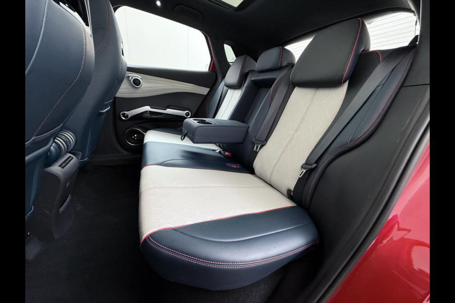 BYD ATTO 3 Comfort 60 kWh PANO| STOELVERW.| FABR. GARANTIE T/M 2029 | AANDRIJFLIJN EN ACCU ZELFS T/M 2031 | BTW VERREKENBAAR