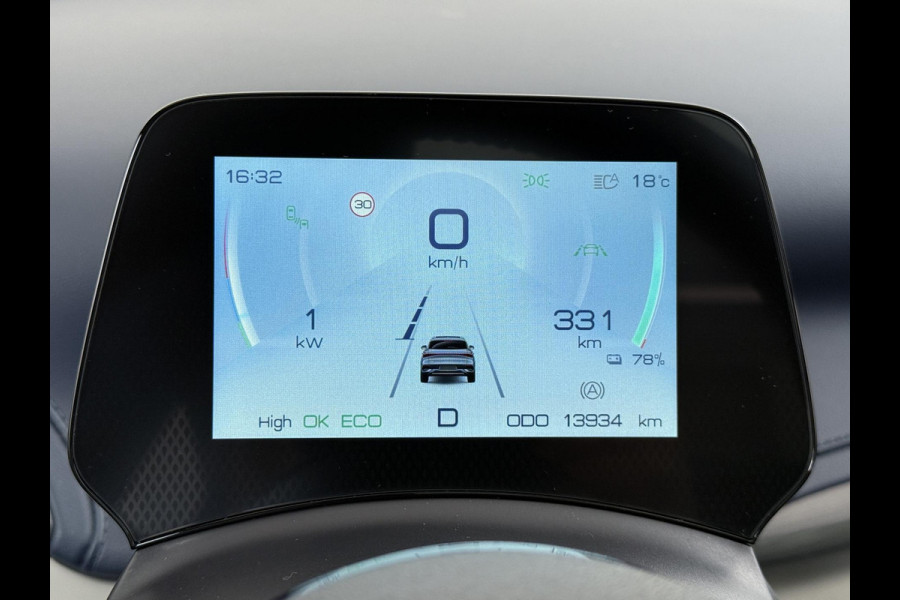 BYD ATTO 3 Comfort 60 kWh PANO| STOELVERW.| FABR. GARANTIE T/M 2029 | AANDRIJFLIJN EN ACCU ZELFS T/M 2031 | BTW VERREKENBAAR