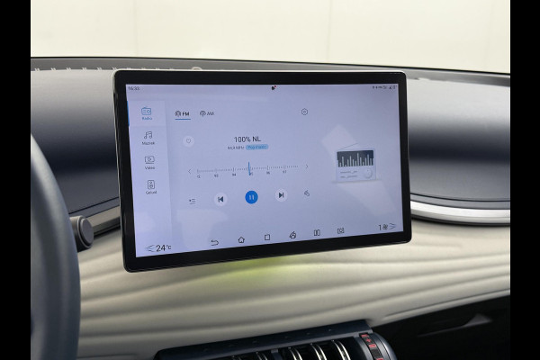 BYD ATTO 3 Comfort 60 kWh PANO| STOELVERW.| FABR. GARANTIE T/M 2029 | AANDRIJFLIJN EN ACCU ZELFS T/M 2031 | BTW VERREKENBAAR