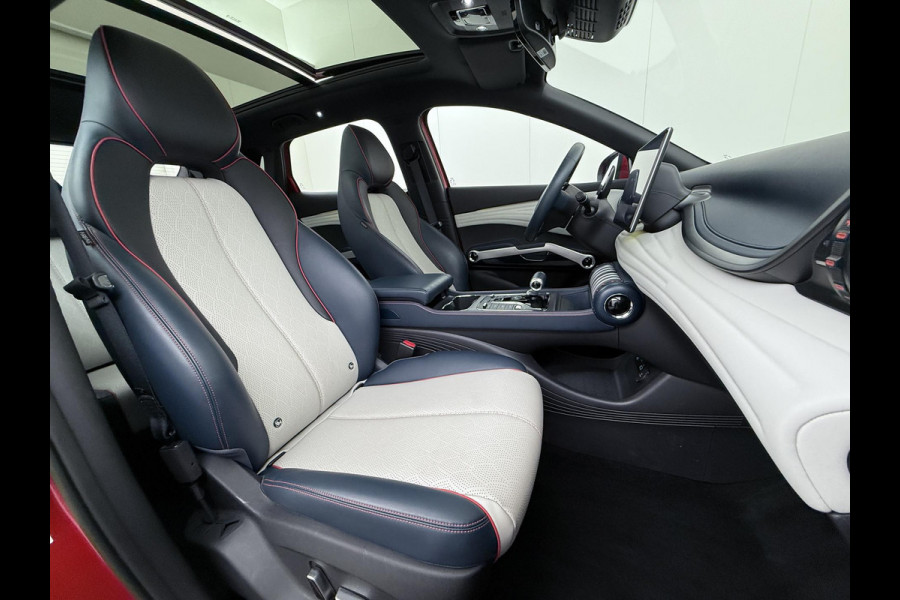 BYD ATTO 3 Comfort 60 kWh PANO| STOELVERW.| FABR. GARANTIE T/M 2029 | AANDRIJFLIJN EN ACCU ZELFS T/M 2031 | BTW VERREKENBAAR