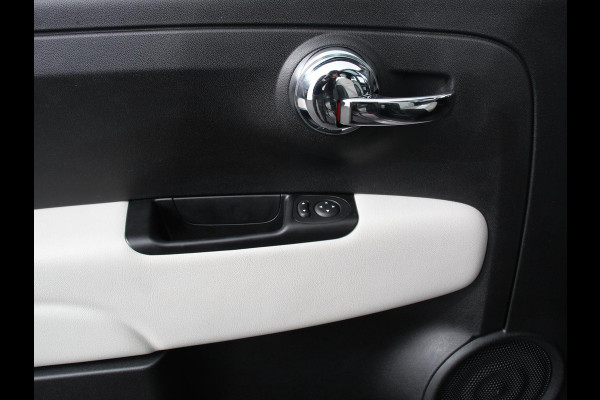 Fiat 500 1.0 Hybrid Dolcevita | Climate control | Cruise control | Panorama dak | Parkeersensor achter | Radio Apple Carplay/ Android Auto