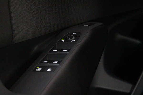 BMW X3 30e xDRIVE M-SPORT 299PK | M-SPORTPAKKET 337 MET O.A. M AERODYNAMICA PAKKET - SHADOWLINE RAAMOMLIJSTING - M-SPORT ONDERSTEL - M-INTERIEUR PAKKET - VEGANZA LEDEREN BEKLEDING - M-SPORT INTERIEURLIJSTEN - M-SPORTSTUUR - M ZWARTE HEMELBEKLEDING | PREMIUM PACK MET O.A. LENDESTEUN ELEKTRISCH VERSTELBAAR OP DE VOORSTOELEN - HARMAN KARDON PREMIUM ADIO - TRAVEL EN COMFORT SYSTEM - ADAPTIEVE FULL LED KOPLAMPEN | PROFESSIONAL PACK MET O.A. PARKING ASSISTANT PLUS - DRIVING ASSISTANT PLUS - INTERIEUR CAMERA - BMW LIVE COCKPIT PROFESSIONAL | ELEKTRISCHE VERSTELBARE SPORTSTOELEM MET