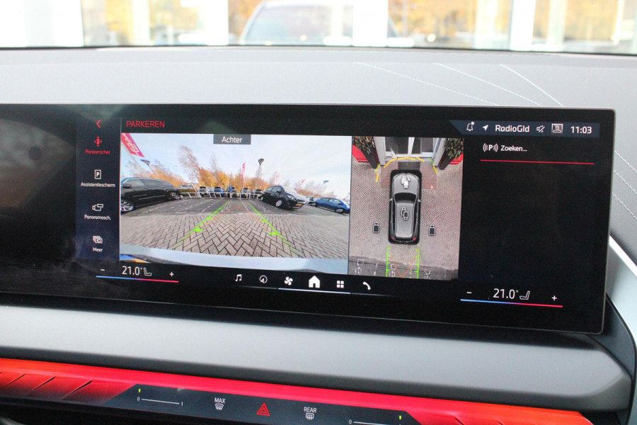 BMW X3 30e xDRIVE M-SPORT 299PK | M-SPORTPAKKET 337 MET O.A. M AERODYNAMICA PAKKET - SHADOWLINE RAAMOMLIJSTING - M-SPORT ONDERSTEL - M-INTERIEUR PAKKET - VEGANZA LEDEREN BEKLEDING - M-SPORT INTERIEURLIJSTEN - M-SPORTSTUUR - M ZWARTE HEMELBEKLEDING | PREMIUM PACK MET O.A. LENDESTEUN ELEKTRISCH VERSTELBAAR OP DE VOORSTOELEN - HARMAN KARDON PREMIUM ADIO - TRAVEL EN COMFORT SYSTEM - ADAPTIEVE FULL LED KOPLAMPEN | PROFESSIONAL PACK MET O.A. PARKING ASSISTANT PLUS - DRIVING ASSISTANT PLUS - INTERIEUR CAMERA - BMW LIVE COCKPIT PROFESSIONAL | ELEKTRISCHE VERSTELBARE SPORTSTOELEM MET