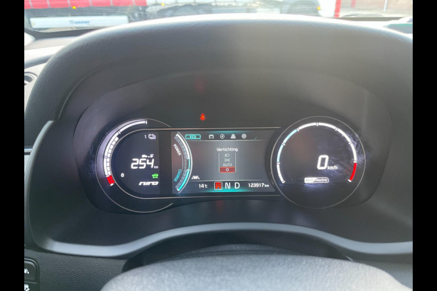 Kia e-Niro ExecutiveLine 64 kWh APPEL-CARPLAY LEER NAVIGATIE CAMERA
