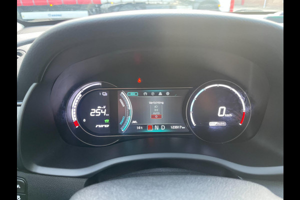 Kia e-Niro ExecutiveLine 64 kWh APPEL-CARPLAY LEER NAVIGATIE CAMERA