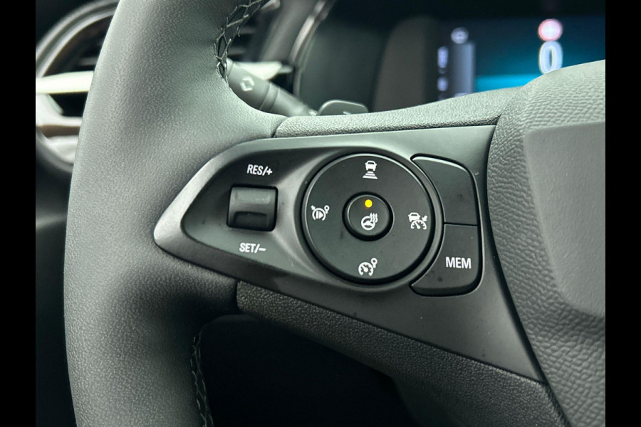 Opel Corsa 1.2 Turbo 136pk Hybrid GS Auto. Navigatie Apple Carplay/ Android Auto Camera Parkeersensoren Cruise Control Stoel- en stuurverwarming Airco Lichtmetalen velgen Getinte ramen