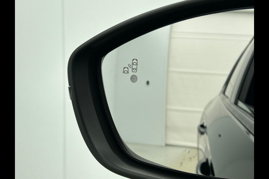 Opel Corsa 1.2 Turbo 136pk Hybrid GS Auto. Navigatie Apple Carplay/ Android Auto Camera Parkeersensoren Cruise Control Stoel- en stuurverwarming Airco Lichtmetalen velgen Getinte ramen