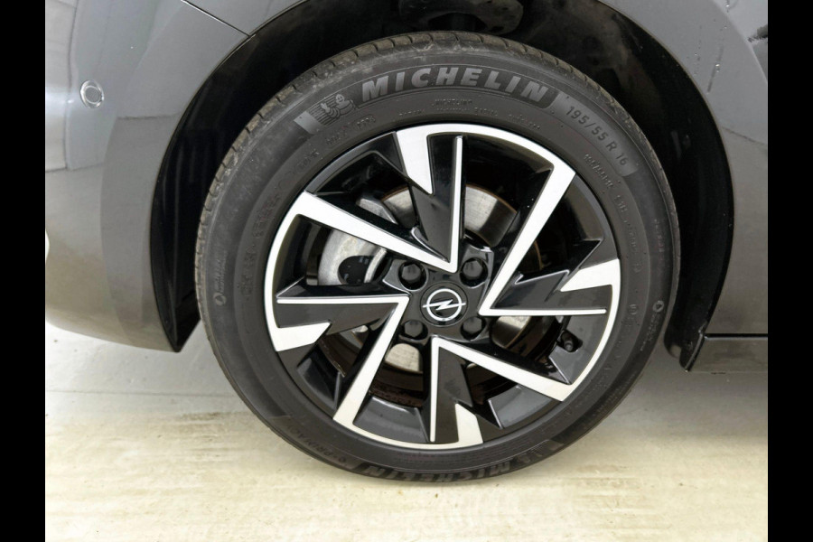 Opel Corsa 1.2 Turbo Hybrid 100pk Automaat GS Opel Corsa 1.2 Turbo 100pk GS Nieuw Model! | Navigatie | Apple Carplay/Android Auto | Airco | Camera | Parkeer sensoren V+A | Cruise Control