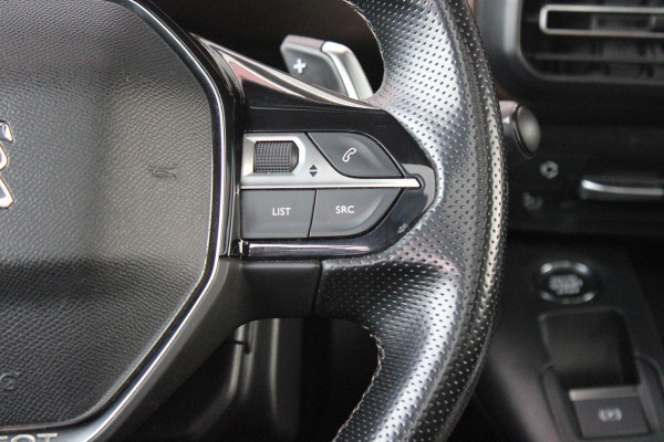Peugeot Rifter 1.2 130PK AUTOMAAT GT-LINE | PANORAMA DAK INCL. BAGAGE DEK | TREKHAAK | NAVIGATIE | APPLE CARPLAY/ANDROID AUTO | PARKEERSENSOREN ACHTER | LICHTMETALEN VELGEN | CLIMATE CONTROL | CRUISE CONTROL | DAB+ RADIO |