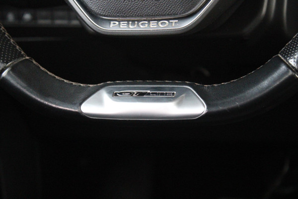 Peugeot Rifter 1.2 130PK AUTOMAAT GT-LINE | PANORAMA DAK INCL. BAGAGE DEK | TREKHAAK | NAVIGATIE | APPLE CARPLAY/ANDROID AUTO | PARKEERSENSOREN ACHTER | LICHTMETALEN VELGEN | CLIMATE CONTROL | CRUISE CONTROL | DAB+ RADIO |