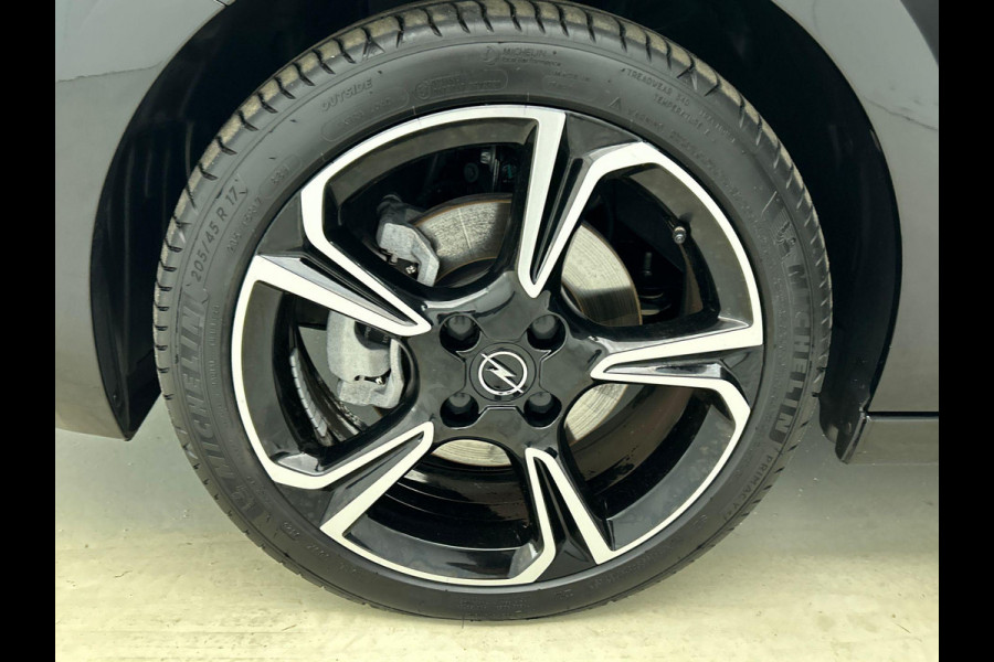 Opel Corsa 1.2 Turbo 136pk Hybrid GS Auto. Navigatie Apple Carplay/ Android Auto Camera Parkeersensoren Cruise Control Stoel- en stuurverwarming Airco Lichtmetalen velgen Getinte ramen