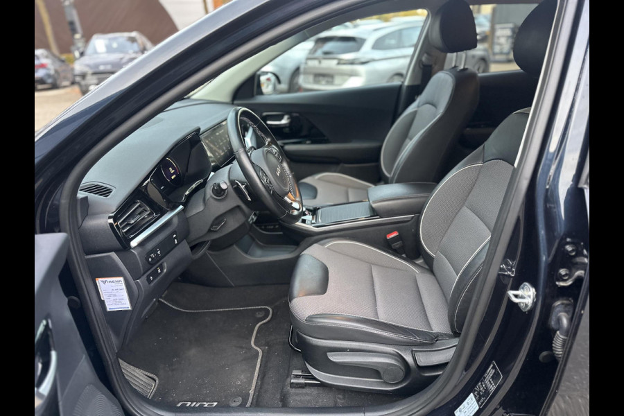 Kia e-Niro Edition 64 kWh 3-fase lader | SOH 94% |1e eigenaar | Origineel Nederlands | Dealeronderhouden | Stoel + stuur verwarming |Rijklaar prijs met garantie!
