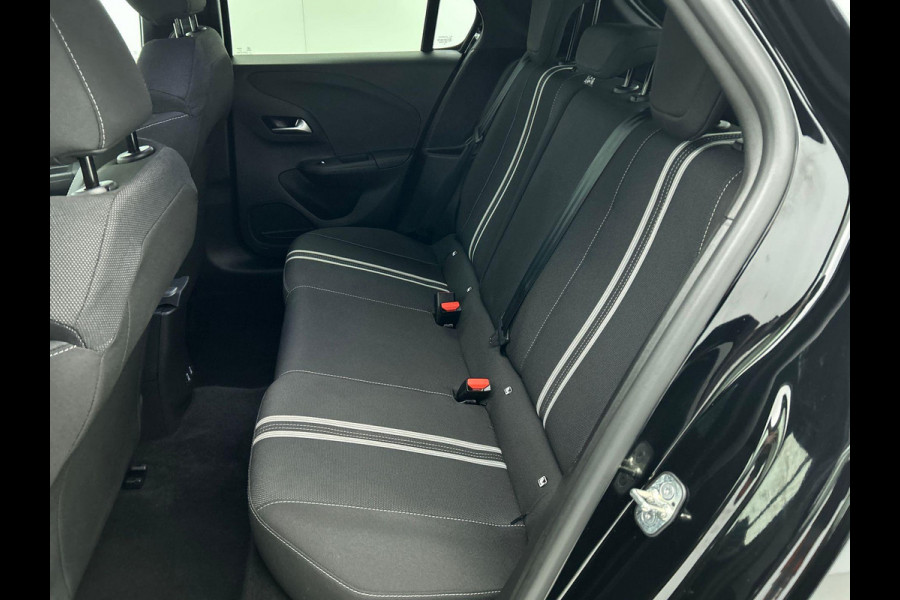 Opel Corsa 1.2 Turbo 136pk Hybrid GS Auto. Navigatie Apple Carplay/ Android Auto Camera Parkeersensoren Cruise Control Stoel- en stuurverwarming Airco Lichtmetalen velgen Getinte ramen