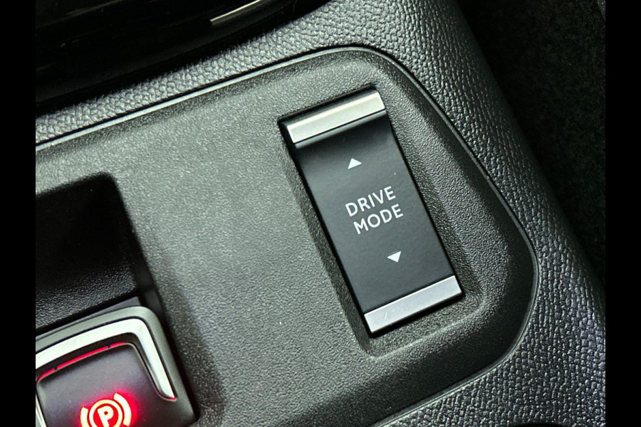 Opel Corsa 1.2 Turbo 136pk Hybrid GS Auto. Navigatie Apple Carplay/ Android Auto Camera Parkeersensoren Cruise Control Stoel- en stuurverwarming Airco Lichtmetalen velgen Getinte ramen