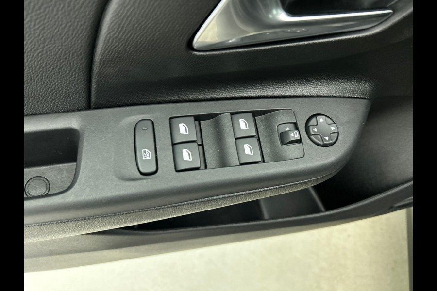Opel Corsa 1.2 Turbo 136pk Hybrid GS Auto. Navigatie Apple Carplay/ Android Auto Camera Parkeersensoren Cruise Control Stoel- en stuurverwarming Airco Lichtmetalen velgen Getinte ramen