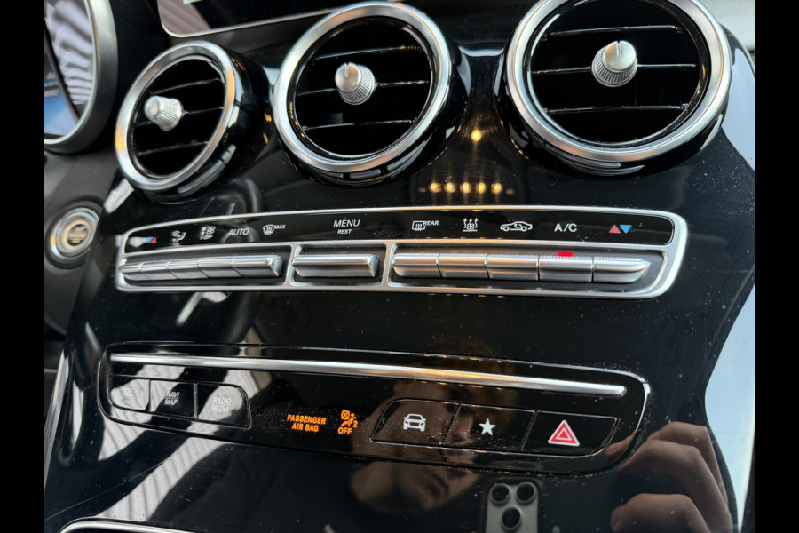 Mercedes-Benz GLC 300e 4MATIC Premium