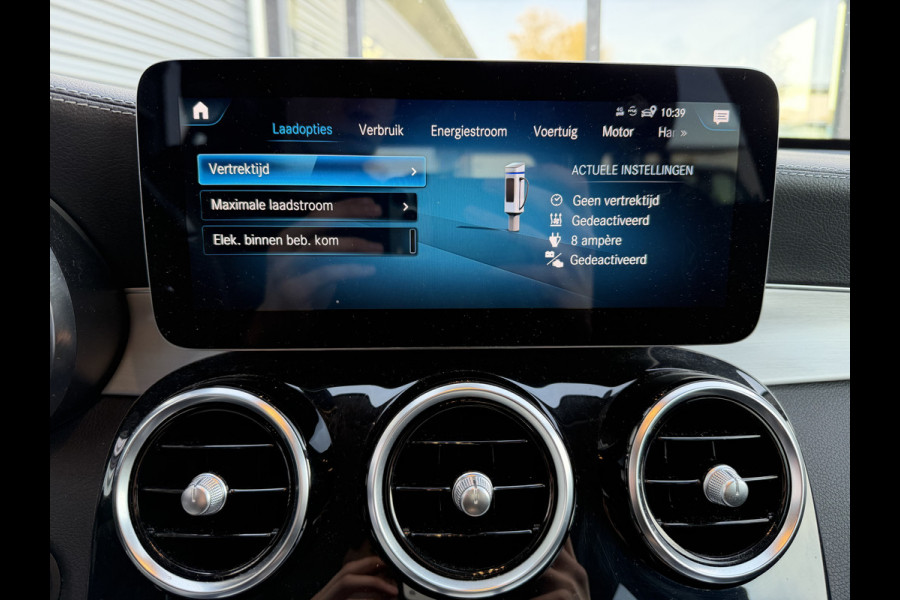 Mercedes-Benz GLC 300e 4MATIC Premium