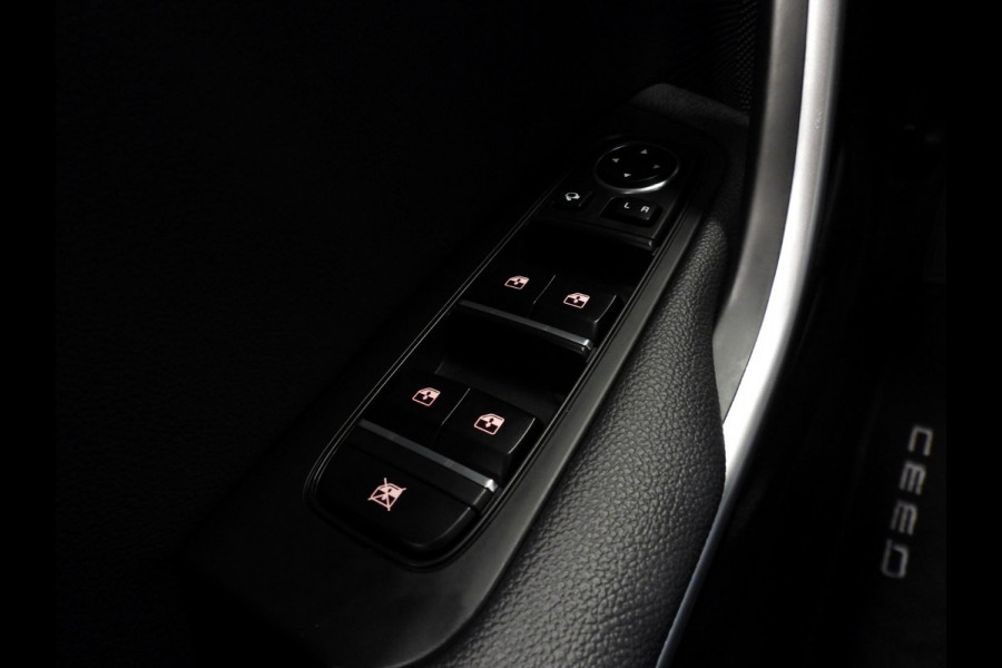 Kia Ceed Sportswagon 1.6 GDI PHEV DynamicPlusLine NAVI/EL.KLEP/MEMORY/LED/16"LMV!