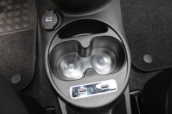 Fiat 500C 1.0 Hybrid Dolcevita | Cruise Control | Carplay | Parkeersensoren Actieweken 1 t/m 15 november!