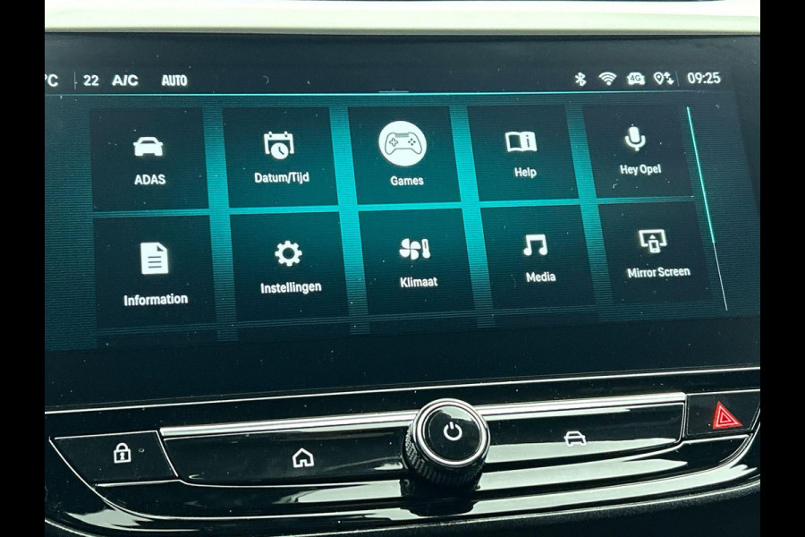 Opel Corsa 1.2 Turbo 136pk Hybrid GS Auto. Navigatie Apple Carplay/ Android Auto Camera Parkeersensoren Cruise Control Stoel- en stuurverwarming Airco Lichtmetalen velgen Getinte ramen