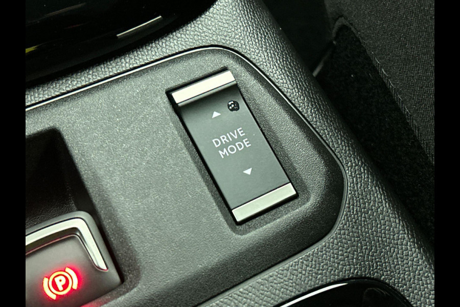 Opel Corsa 1.2 Turbo 136pk Hybrid GS Auto. Navigatie Apple Carplay/ Android Auto Camera Parkeersensoren Cruise Control Stoel- en stuurverwarming Airco Lichtmetalen velgen Getinte ramen