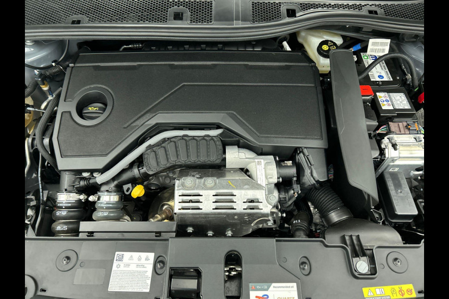 Opel Corsa 1.2 Turbo 136pk Hybrid GS Auto. Navigatie Apple Carplay/ Android Auto Camera Parkeersensoren Cruise Control Stoel- en stuurverwarming Airco Lichtmetalen velgen Getinte ramen