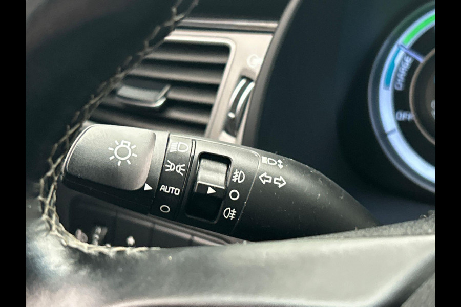 Kia Niro 1.6 GDi Hybrid DynamicLine Navigatie Stoelverwarming Apple/Carplay