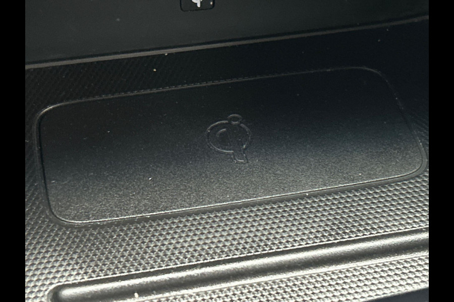 Kia Niro 1.6 GDi Hybrid DynamicLine Navigatie Stoelverwarming Apple/Carplay