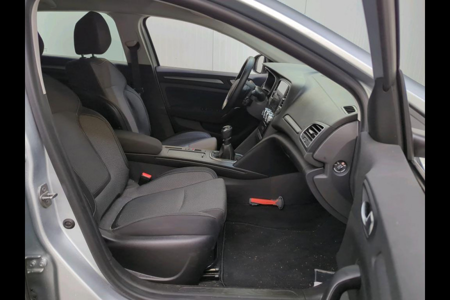 Renault MEGANE Estate 1.3 TCe 140 Equilibre | Navi | ECC | LMV |