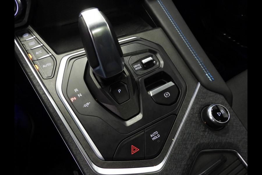 Lynk & Co 01 1.5 PHEV BlackEdition ZW.HEMEL/360CAM/SCHUIFDAK/LED/20"LMV!