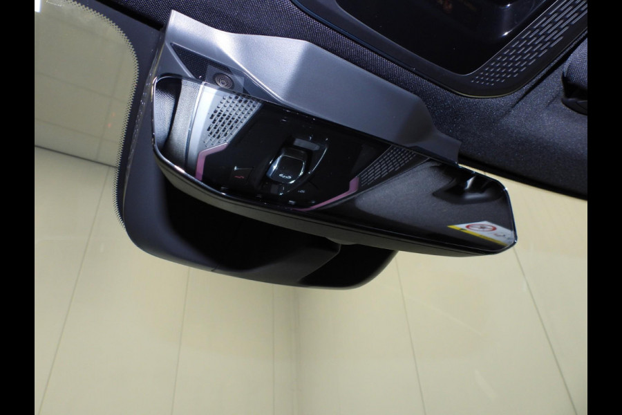 Lynk & Co 01 1.5 PHEV BlackEdition ZW.HEMEL/360CAM/SCHUIFDAK/LED/20"LMV!