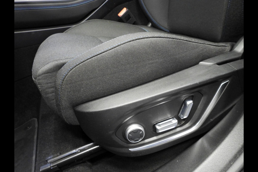 Lynk & Co 01 1.5 PHEV BlackEdition ZW.HEMEL/360CAM/SCHUIFDAK/LED/20"LMV!