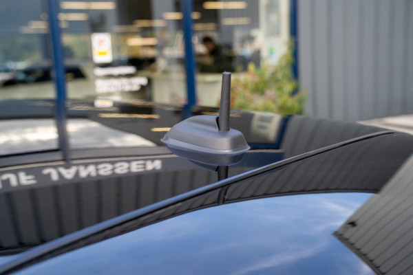 MINI Cooper 1.5 Classic | Prijs rijklaar incl. 12 mnd garantie | Lmv Navi Camera Pdc Apple/Android Stoelverw