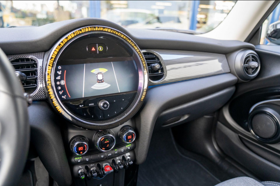 MINI Cooper 1.5 Classic | Prijs rijklaar incl. 12 mnd garantie | Lmv Navi Camera Pdc Apple/Android Stoelverw