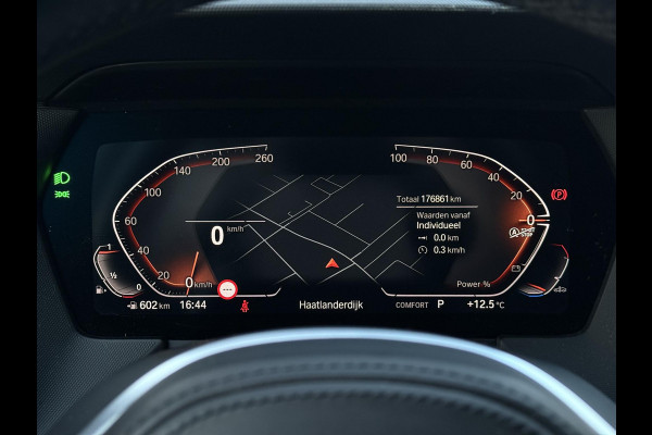 BMW 1-serie 118i Aut. Exe Sportline M-Int | Trekhaak | Facelift | Virtual Cockpit |