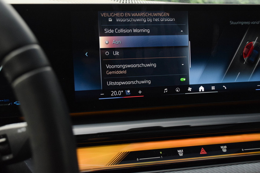 BMW 5 Serie 550e xDrive M-Sport Pro/ Panoramadak/ Bouwers & Wilkins/ 4-wiel sturing/ 360kW