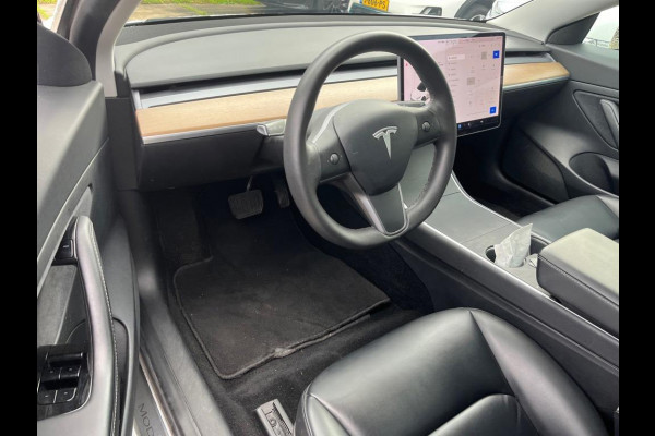 Tesla Model 3 Aut. Range Plus | Autopilot | Panorama | Leder |