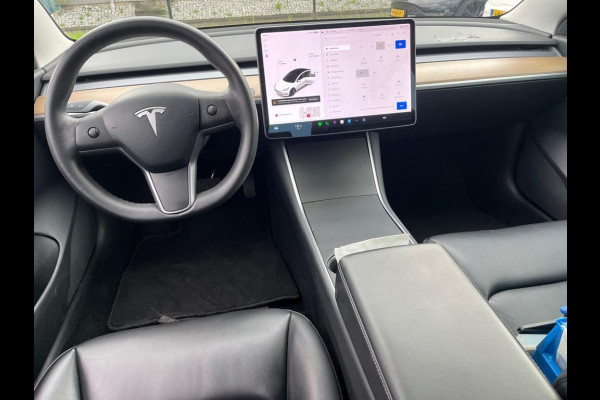 Tesla Model 3 Aut. Range Plus | Autopilot | Panorama | Leder |