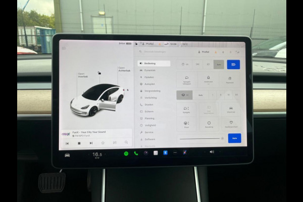 Tesla Model 3 Aut. Range Plus | Autopilot | Panorama | Leder |
