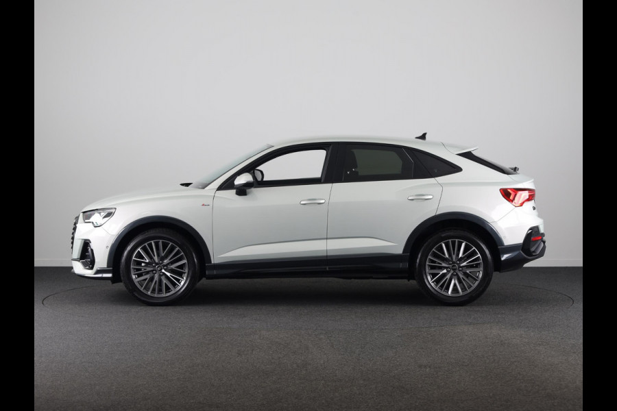 Audi Q3 Sportback 35 TFSI S Edition Competition | Zakelijke financiering 3,99% | Adaptive cruise control | Sonos premium 3d sound | Optiekpakket zwart plus | Ambient verlichting | Keyless |