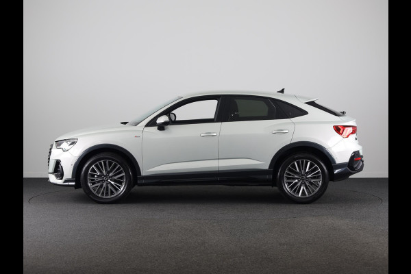 Audi Q3 Sportback 35 TFSI S Edition Competition | Zakelijke financiering 3,99% | Adaptive cruise control | Sonos premium 3d sound | Optiekpakket zwart plus | Ambient verlichting | Keyless |