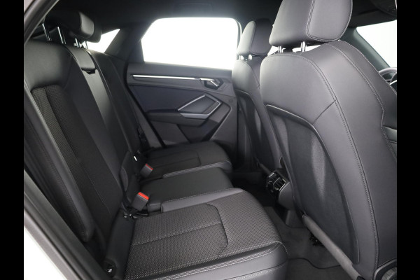 Audi Q3 Sportback 35 TFSI S Edition Competition | Zakelijke financiering 3,99% | Adaptive cruise control | Sonos premium 3d sound | Optiekpakket zwart plus | Ambient verlichting | Keyless |