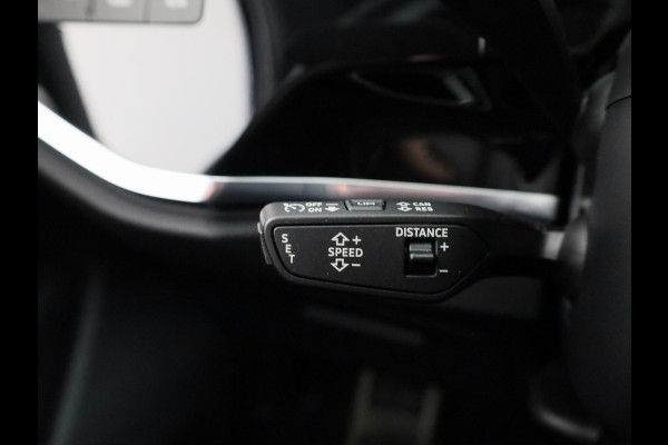 Audi Q3 Sportback 35 TFSI S Edition Competition | Zakelijke financiering 3,99% | Adaptive cruise control | Sonos premium 3d sound | Optiekpakket zwart plus | Ambient verlichting | Keyless |