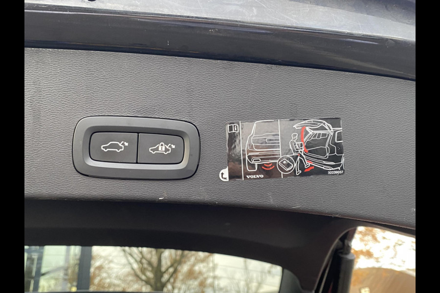 Volvo XC40 Recharge P8 AWD R-Design SOH 92% 1e eigenaar | Origineel NL auto | Pano | Harman Kardon | 360° Camera | Elec. trekhaak | Rijklaar met 12 mnd BOVAG | BTW verrekenbaar